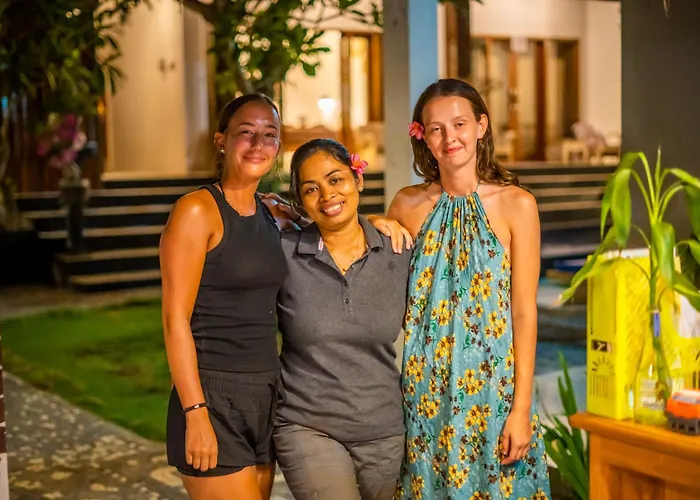 Casa de hóspedes The Nest Canggu