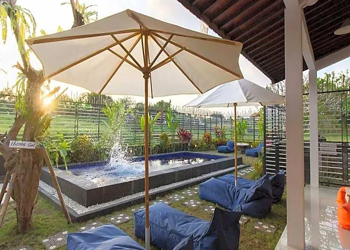 Casa de hóspedes The Nest Canggu
