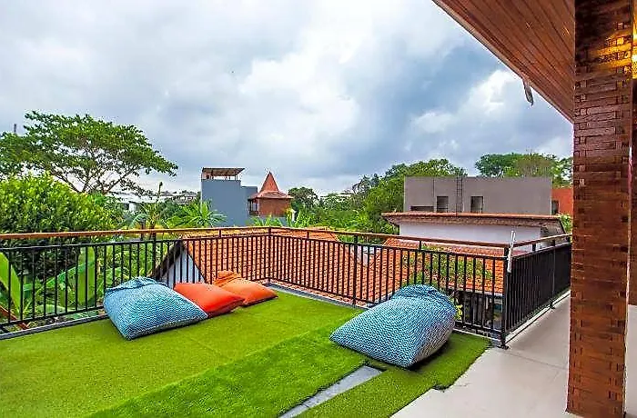 Casa de hóspedes The Nest Canggu